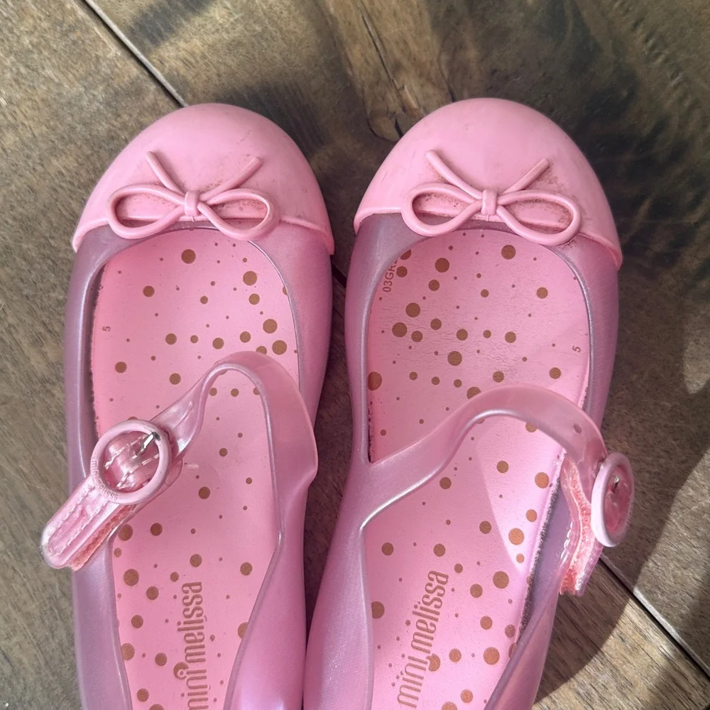 Mini Melissa Pink Mary Janes - Picture 4 of 6